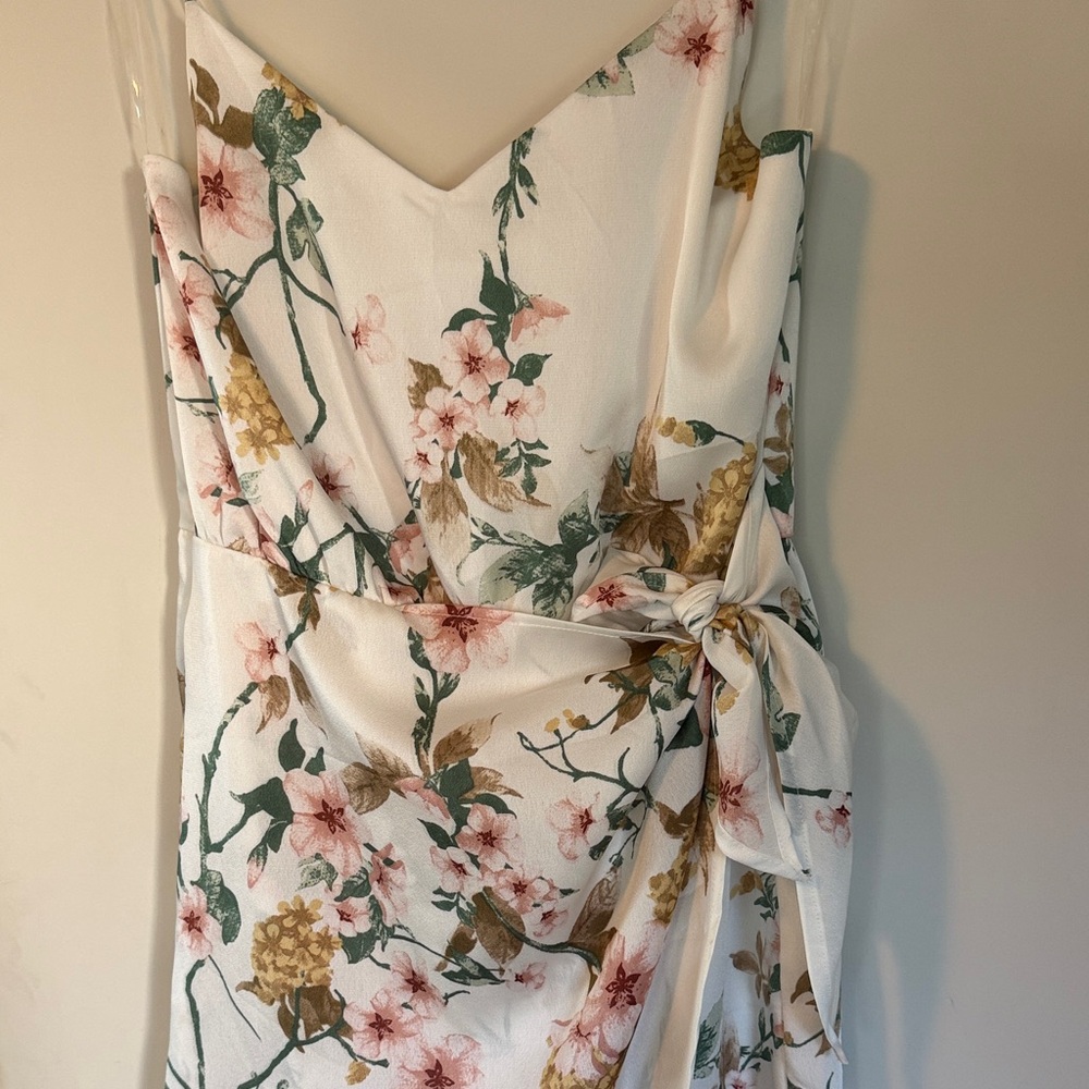 Gilli Women’s White Floral Spaghetti Strap Side Tie Mini Dress Sz L NWT - Picture 3 of 7